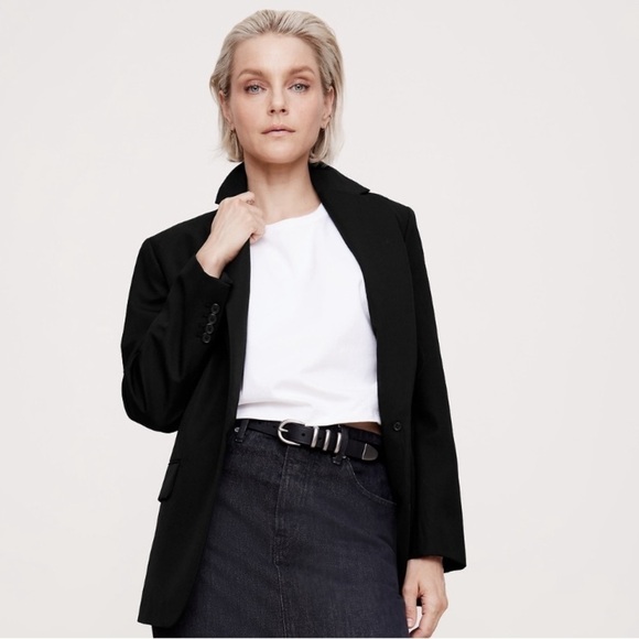 Banana Republic Jackets & Blazers - NEW! Banana Republic Black Boyfriend Wool Blazer - Multiple🛞